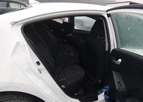 2017 Kia Forte Lx из США, поврежденный, VIN 3KPFK4A70HE033588